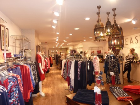 PRIME FASHION RETAIL OPPORTUNITY UP FOR GRABS ON SHREWSBURY HIGH STREET 2 Shrewsbury opp int