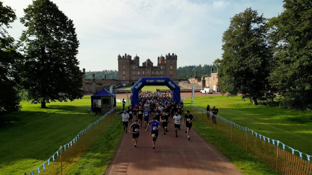 TEAM HL HEADS NORTH TO SUPPORT HORSE TIME IN THE BUCCLEUCH PROPERTY CHALLENGE 1 TEAM HL HEADS NORTH TO SUPPORT HORSE TIME IN THE BUCCLEUCH PROPERTY CHALLENGE